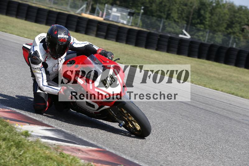 /45 10.08.2025 Plüss Moto Sport ADR/Freies Fahren/988
